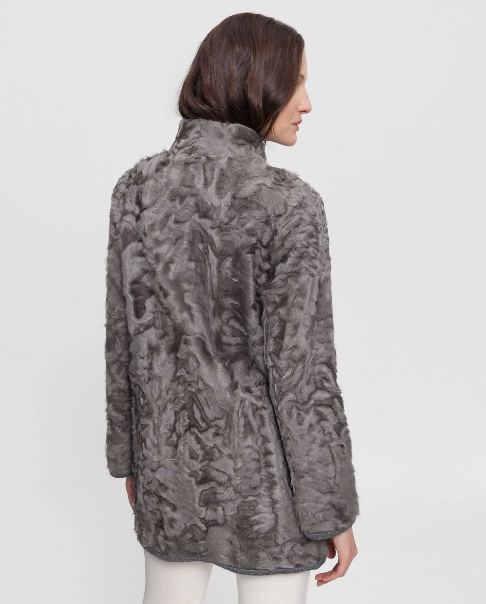 Abrigo gris de pelo de cordero xianggao reversible para mujer marca Saint Germain