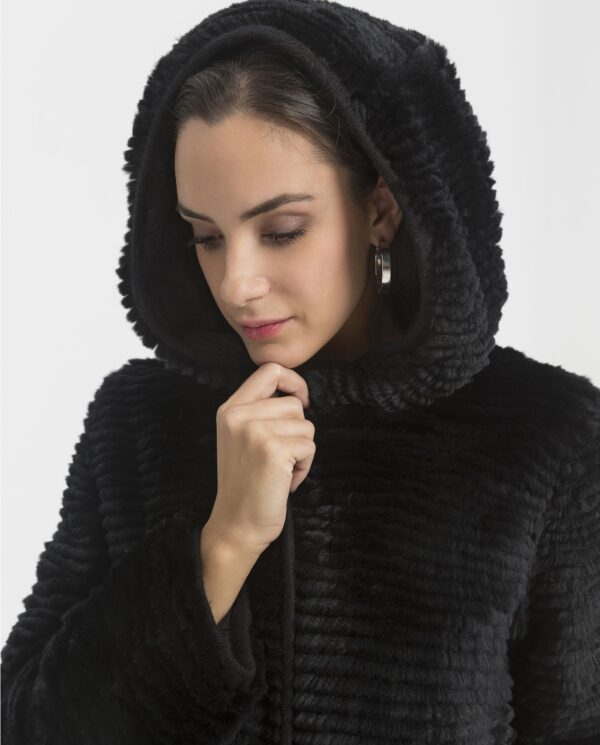 Abrigo de mujer Swarz de rex negro reversible con capucha