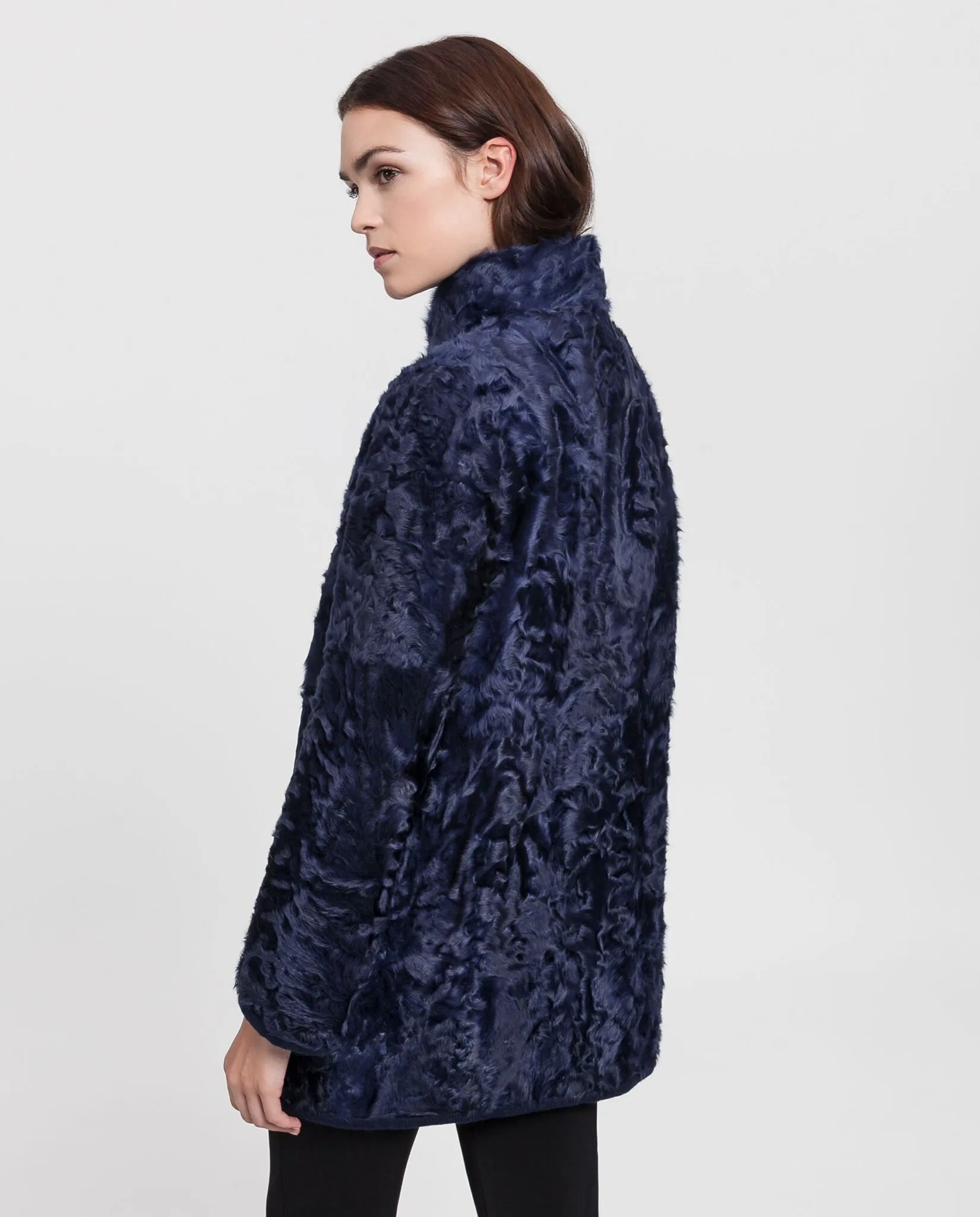 Abrigo azul oscuro de pelo de cordero xianggao reversible para mujer marca Saint Germain