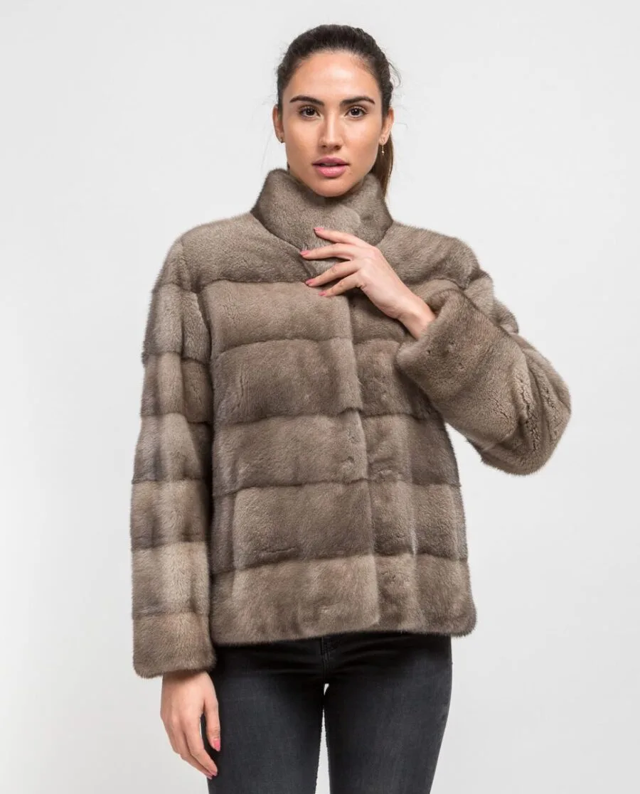 Chaqueta gris de pelo de visón corta para mujer marca De la Roca