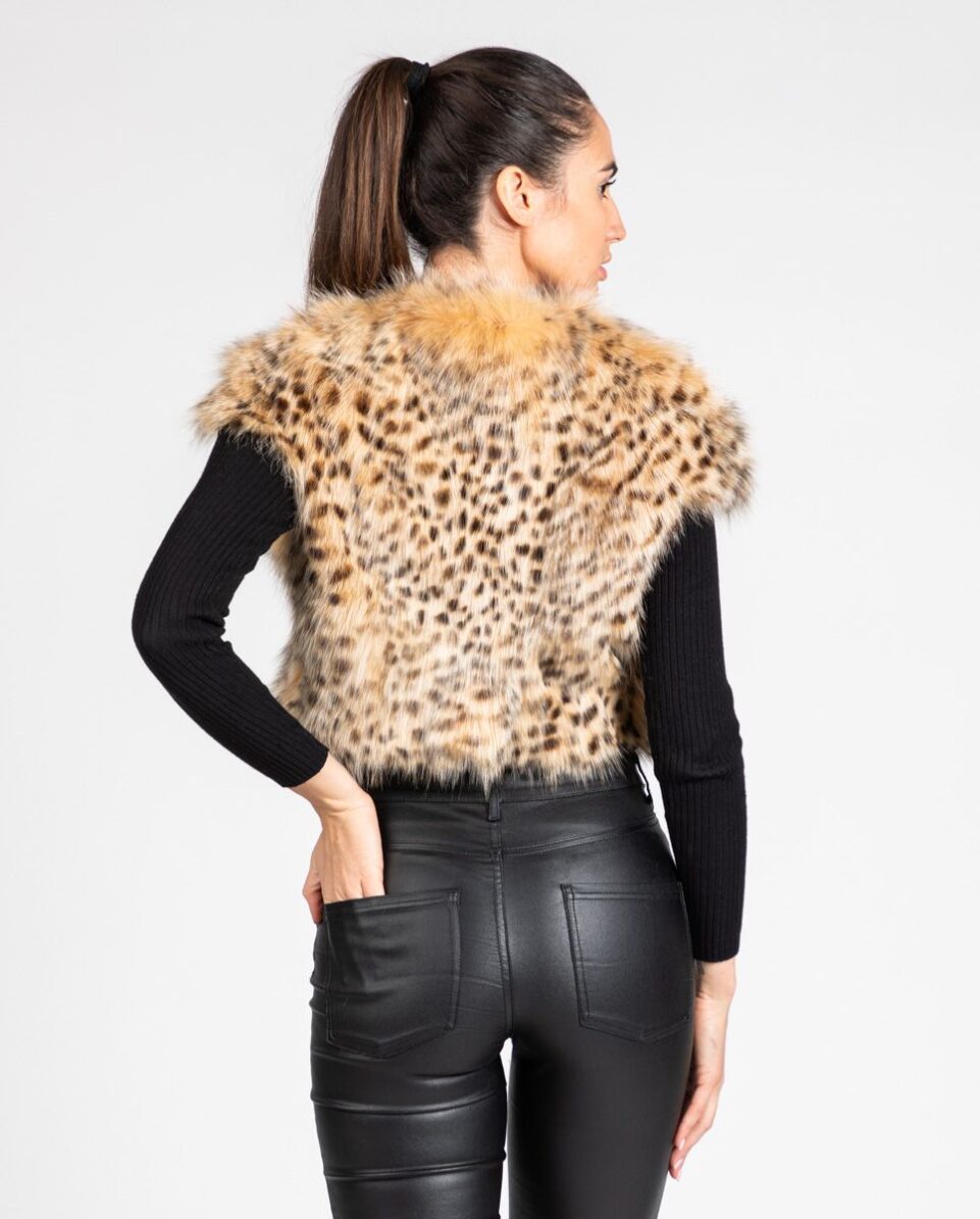 Chaleco de pelo de retal de zorro en color estampado a lince marca De la Roca espalda