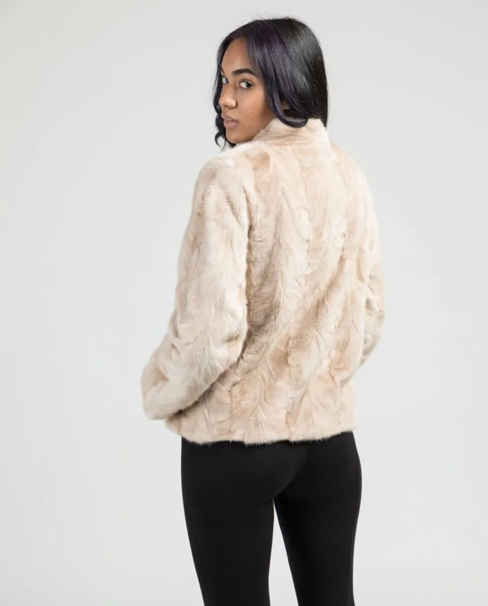 Chaqueta beige palomino de pelo de visón con cuello levantado marca De la Roca espalda
