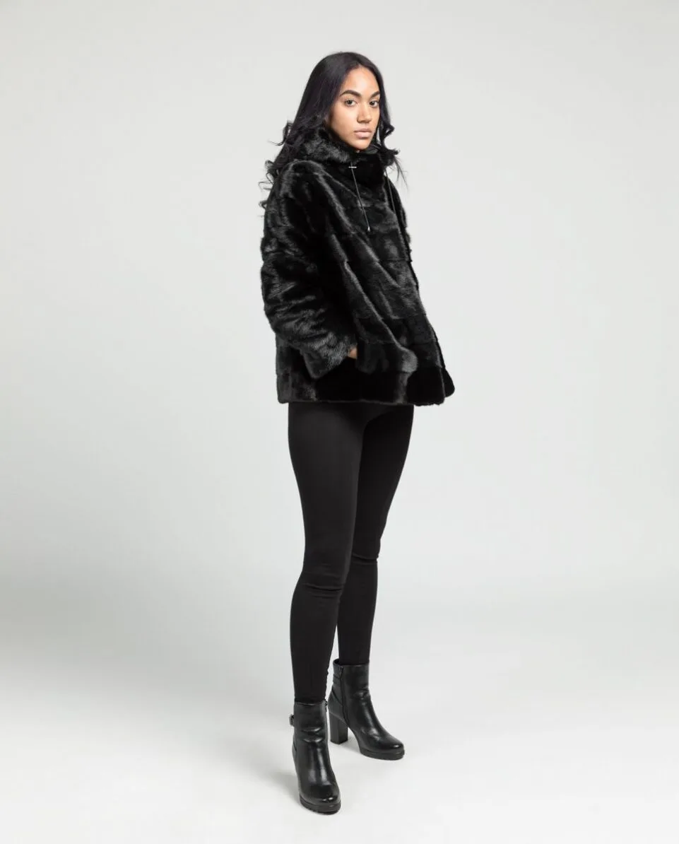 Chaqueta de pelo de visón en color negro con capucha al tono para mujer marca De la Roca