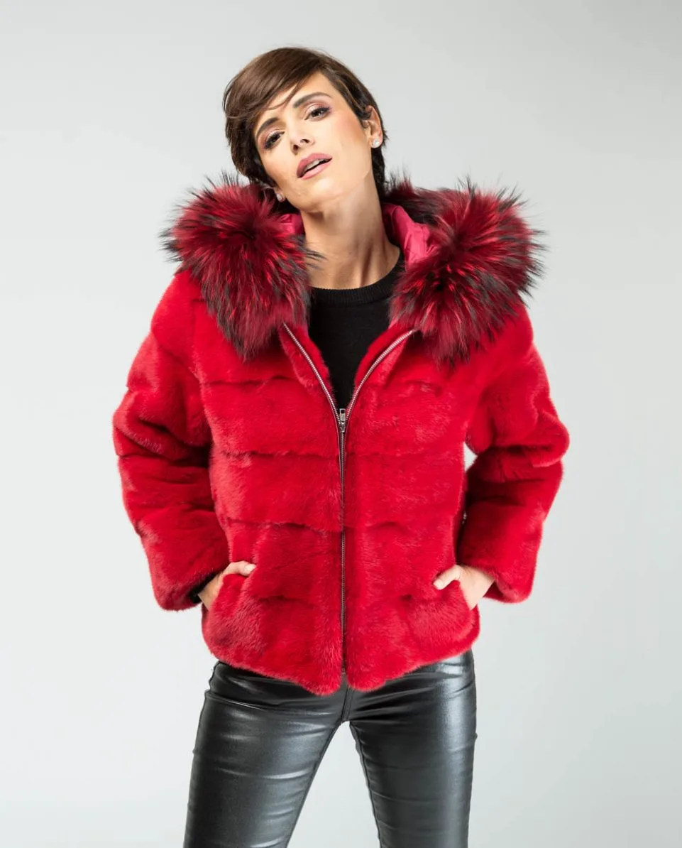 Chaqueta de pelo de mujer de visón con capucha