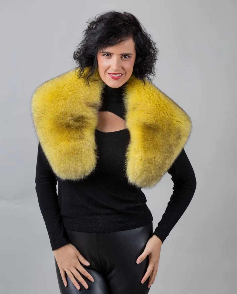 Estola de pelo de zorro en color amarillo