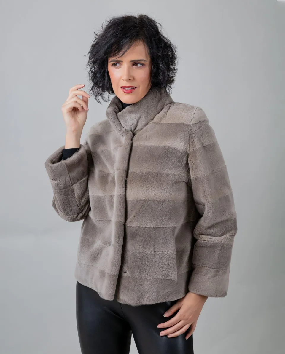 Chaqueta de pelo de mujer de visón rasado en horizontal