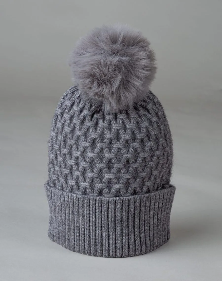 Gorro de mujer de lana con pompón de pelo de rex