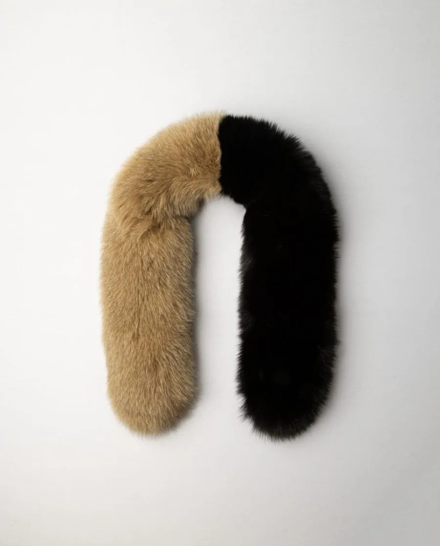 Cuello de pelo de zorro bicolor