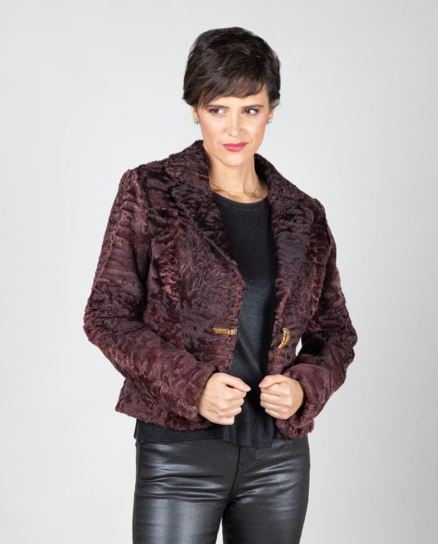 Chaqueta de mujer de pelo de Astracán en color vino