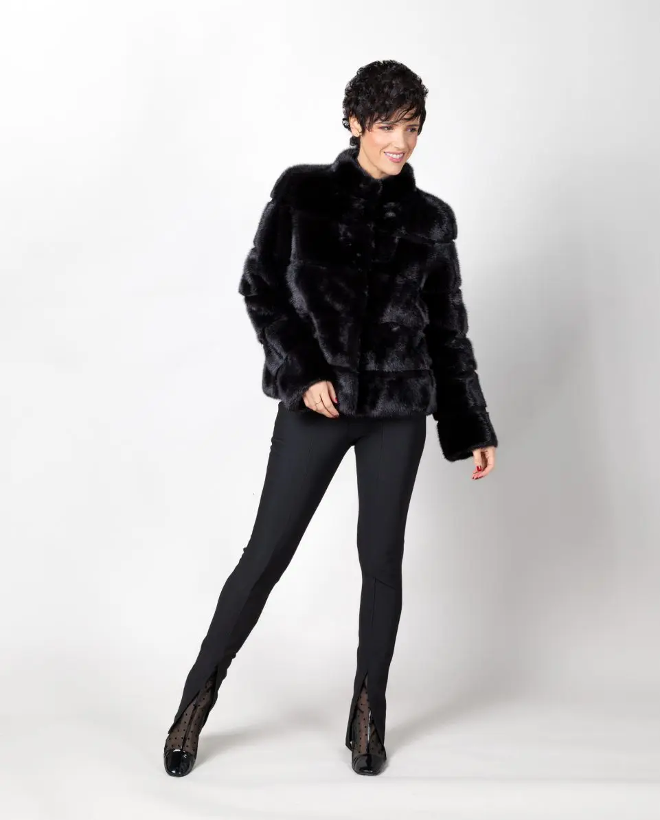 Chaqueta de visón diamante negro con inserciones al tono