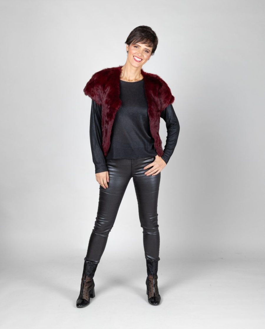 Chaleco de mujer de pelo de rex trabajado en vertical