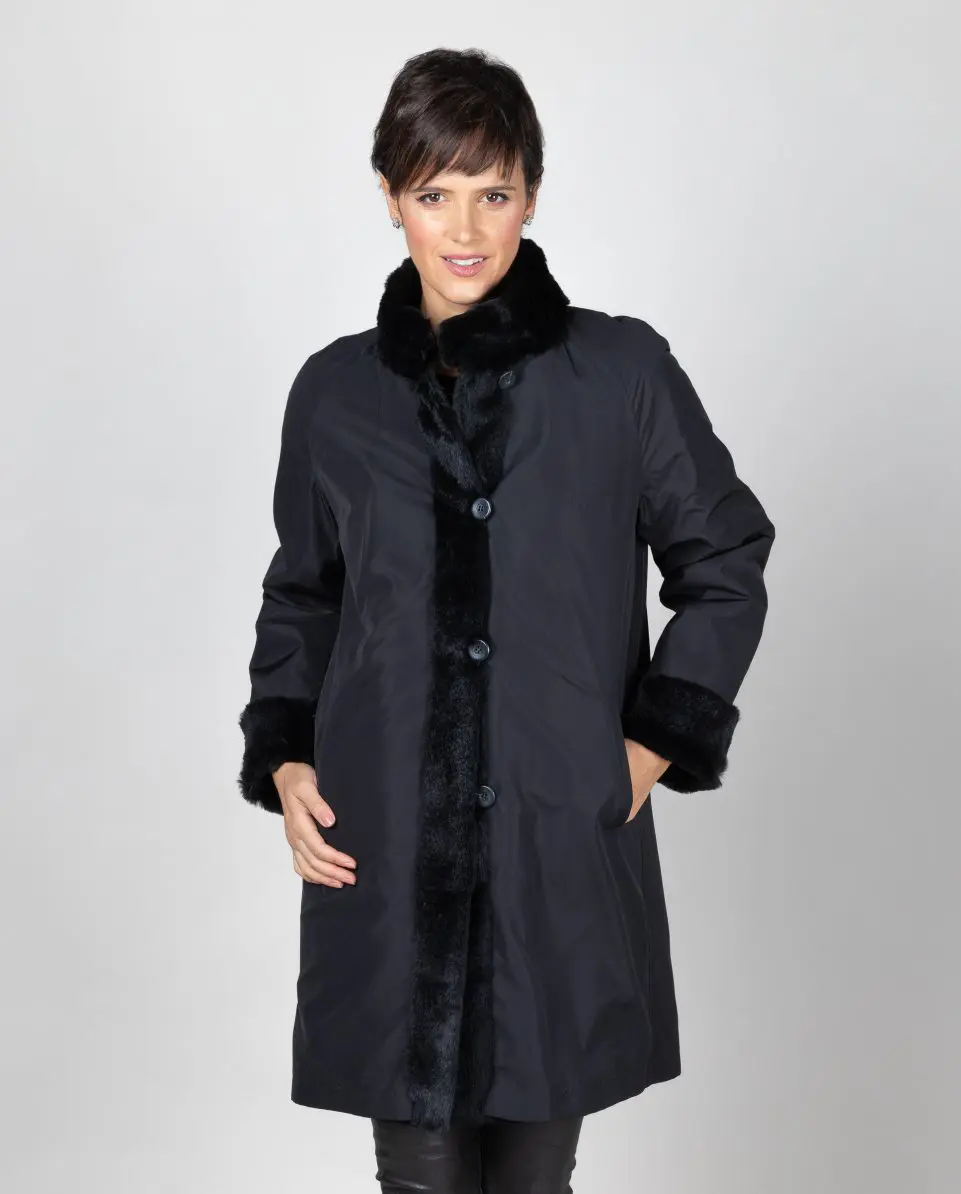 Abrigo de mujer de pelo de rex rasado reversible gabardina