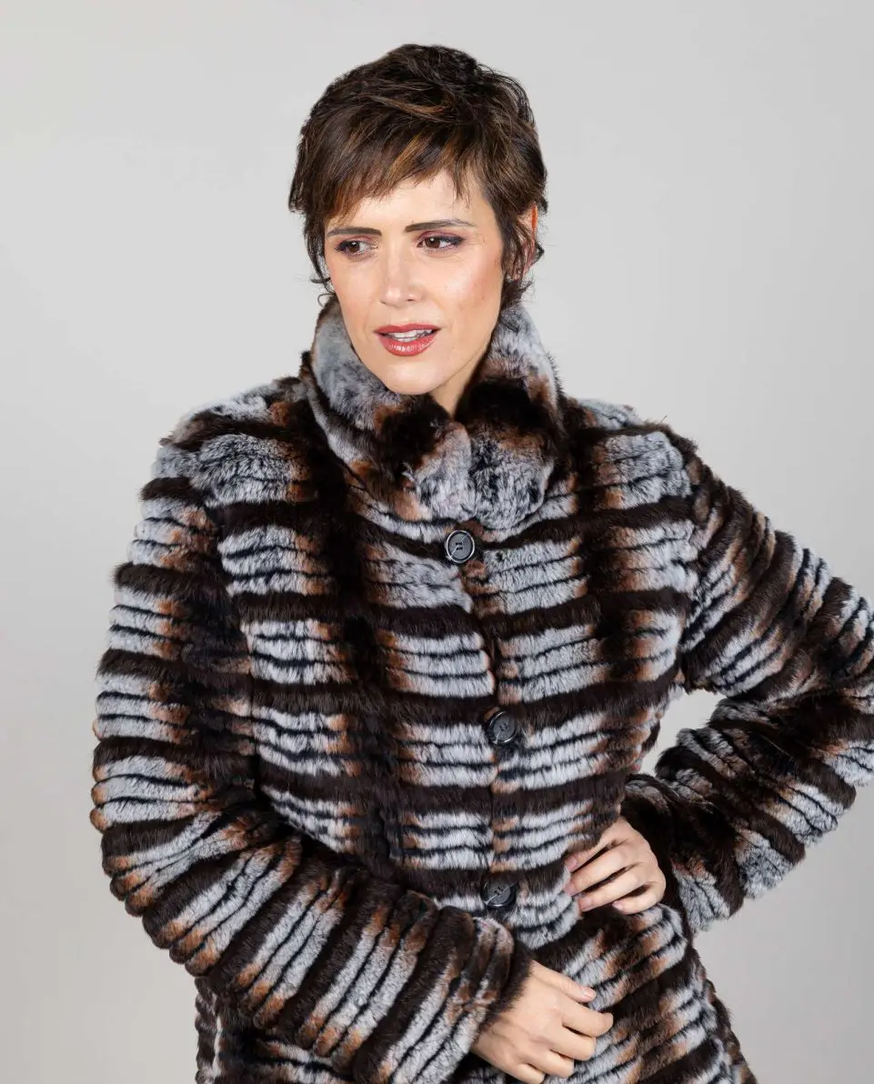 Abrigo de mujer de pelo de rex reversible con cuello levantado - Imagen 3