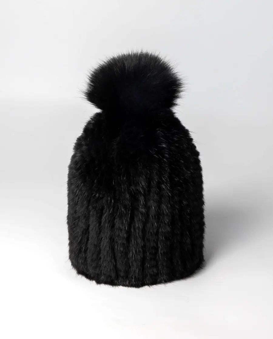 Gorro de pelo de visón y rex tricotado con pompón