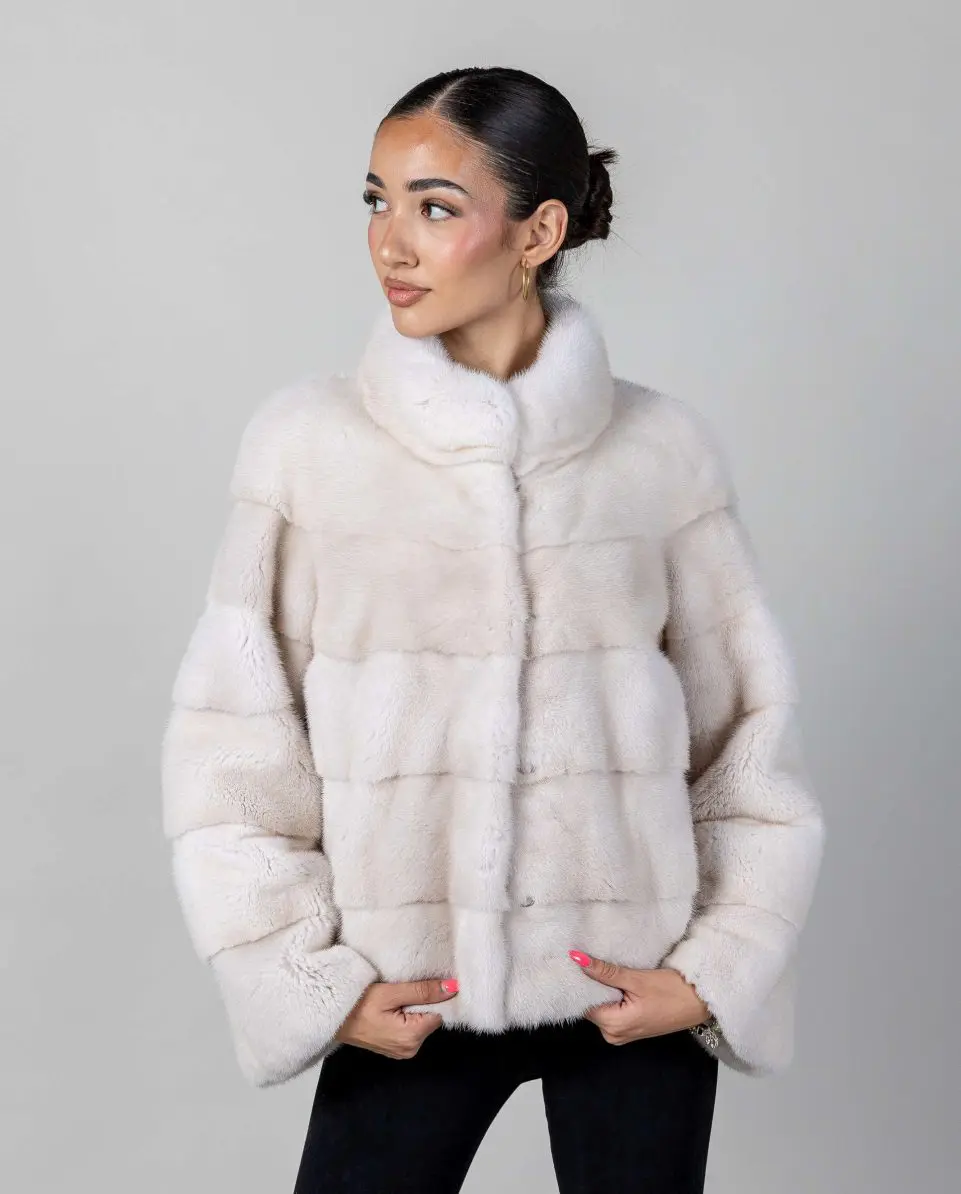 Chaqueta de mujer de pelo de visón con cuello levantado