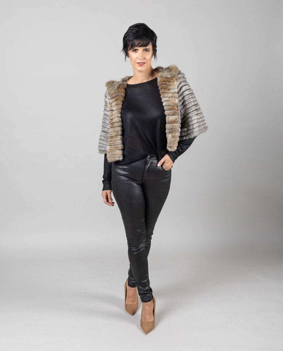 Bolero de mujer de pelo de rex chinchilla reversible con capucha - Imagen 4