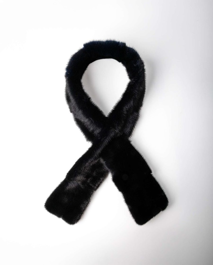 Bufanda de mujer de pelo de visón con ojal para ceñir al cuello